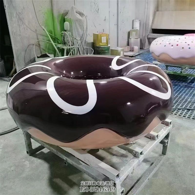 供给美食街甜甜圈雕塑元素
