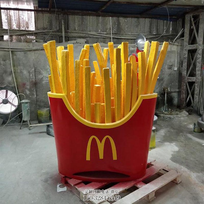 承接街头薯条雕塑抽象