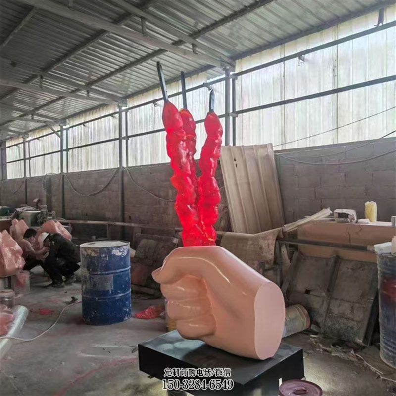 精选店门口炸串雕塑主题